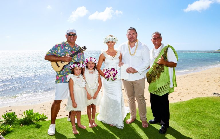 Hawaii Weddings & Vow Renewals on Oahu