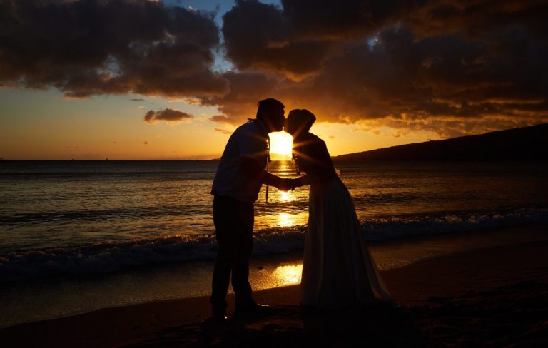 Hawaii Weddings & Vow Renewals on Oahu